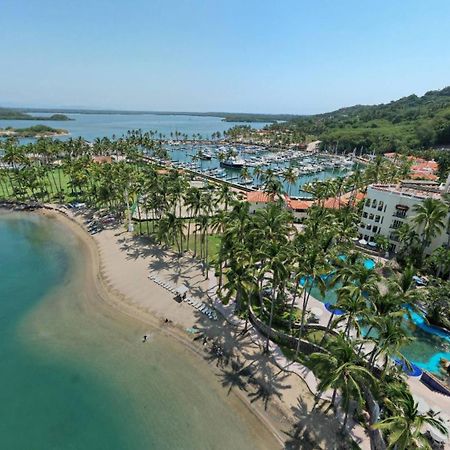 Grand Isla Navidad Golf & Spa Resort With Marina Барра-де-Навидад Экстерьер фото Aerial view of the resort