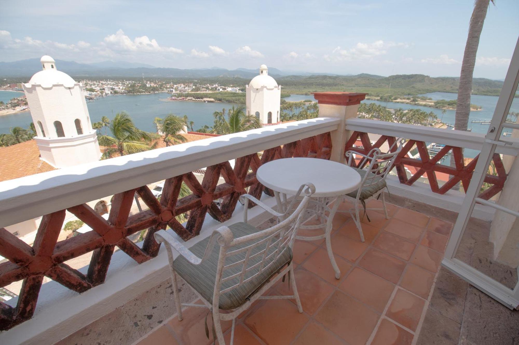 Grand Isla Navidad Golf & Spa Resort With Marina Барра-де-Навидад Экстерьер фото