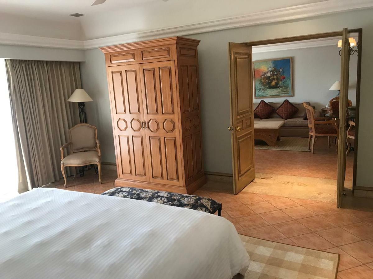Grand Isla Navidad Golf & Spa Resort With Marina Барра-де-Навидад Экстерьер фото A bedroom at the hotel
